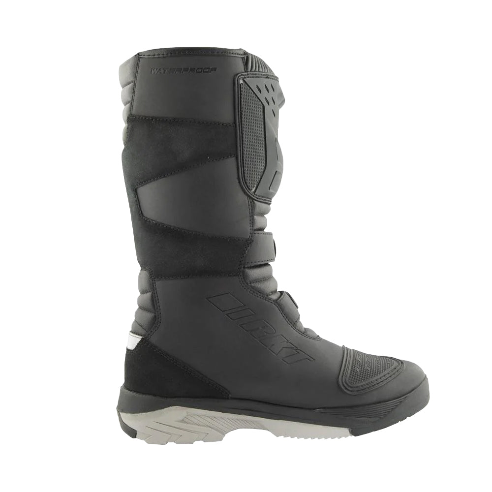 BOTA CON PROTECCIONES BALLISTIC ADVENTURE™