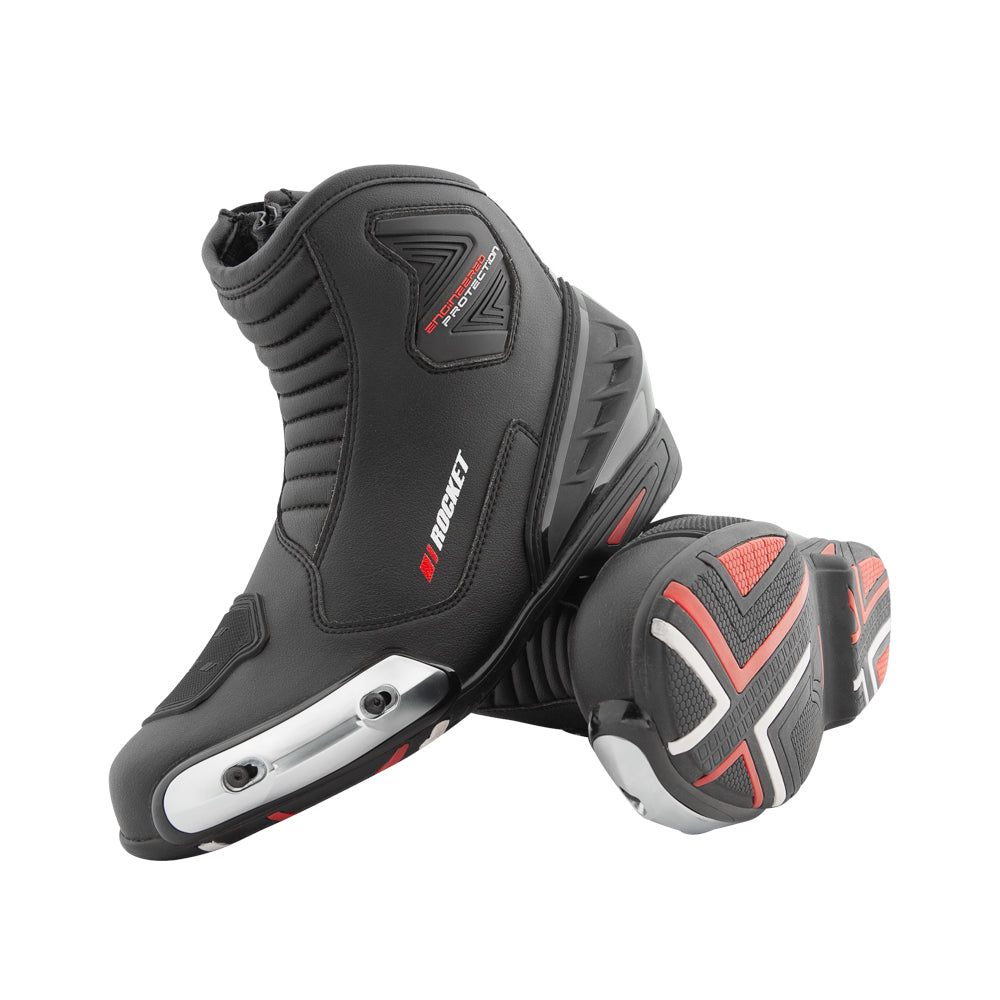 BOTA CON PROTECCIONES SPEEDMASTER SHORT™